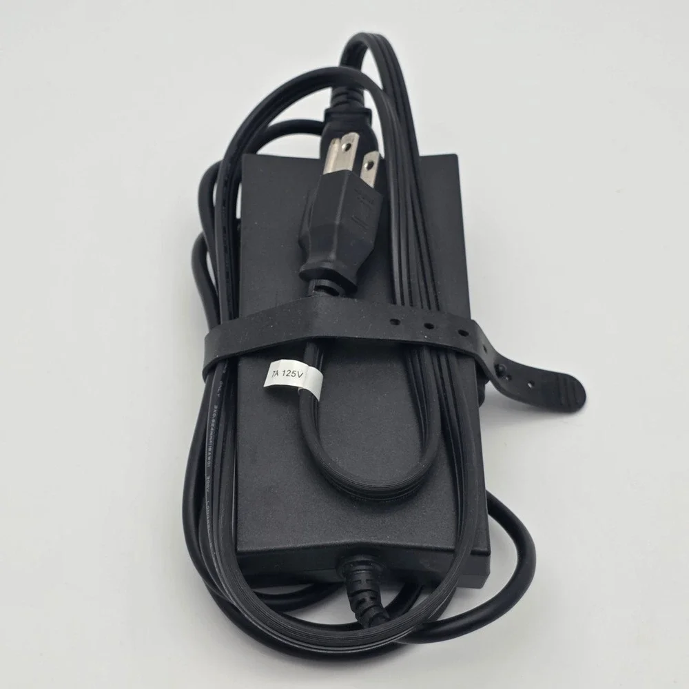 Dell 130W AC Adapter Laptop Charger 19.5V 6.7A VJCH5 LA130PM121 OEM Power Supply